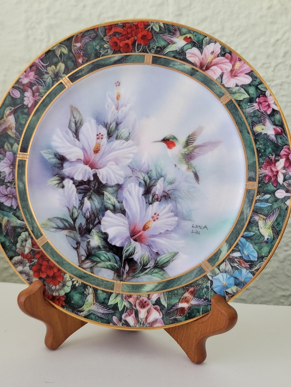 Lena Liu Ruby Throated Hummingbird Collector Plate Porcelain 1992 With Stand